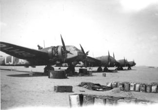 211 Sqdn Flight line up LJ-R L1490